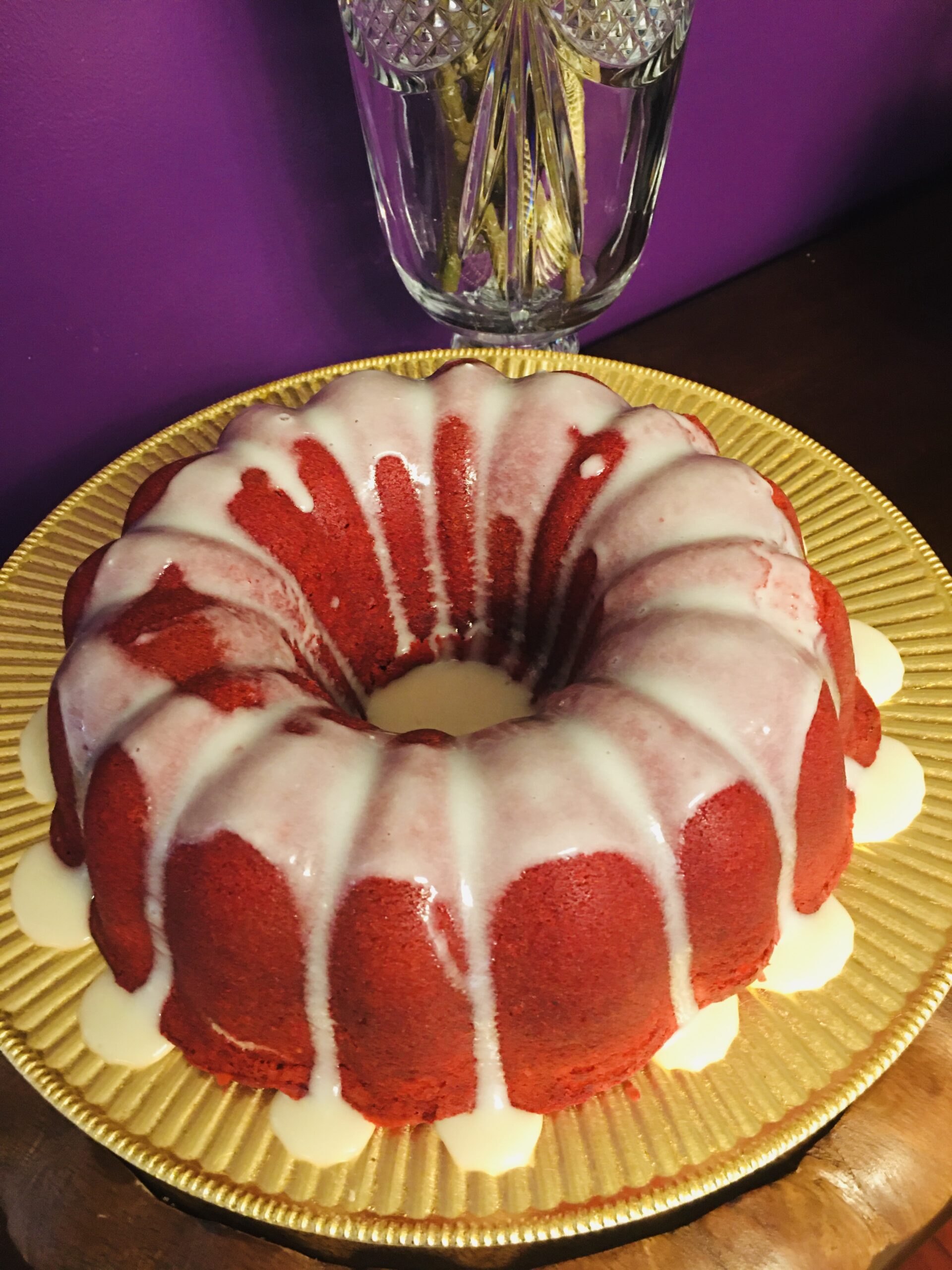 Red Velvet Pound Cake with Vanilla Gaze