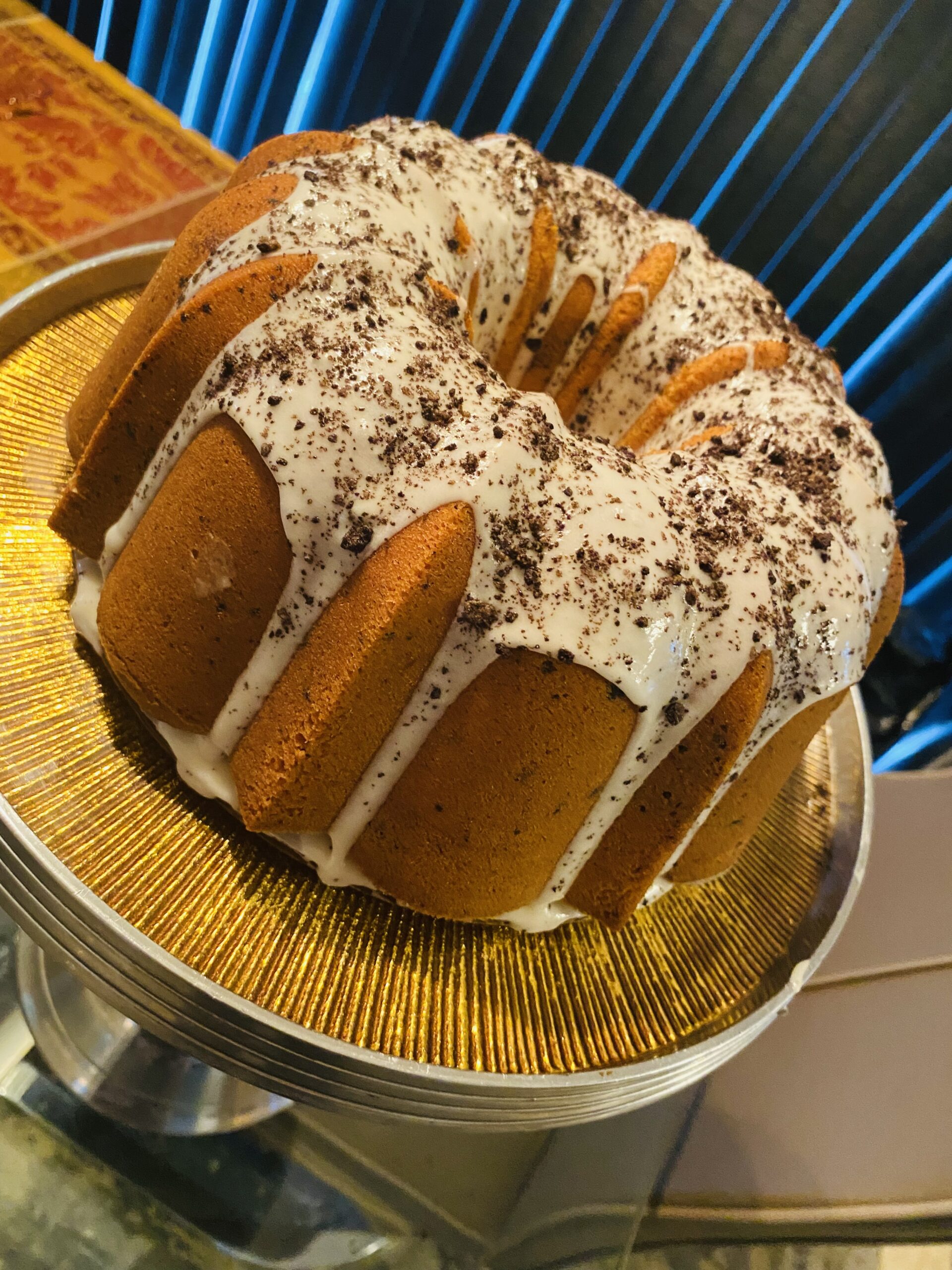 Cookies and Cream Pound Cake